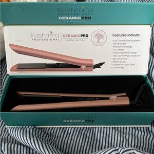 Kashmira ceramic flat iron straightener